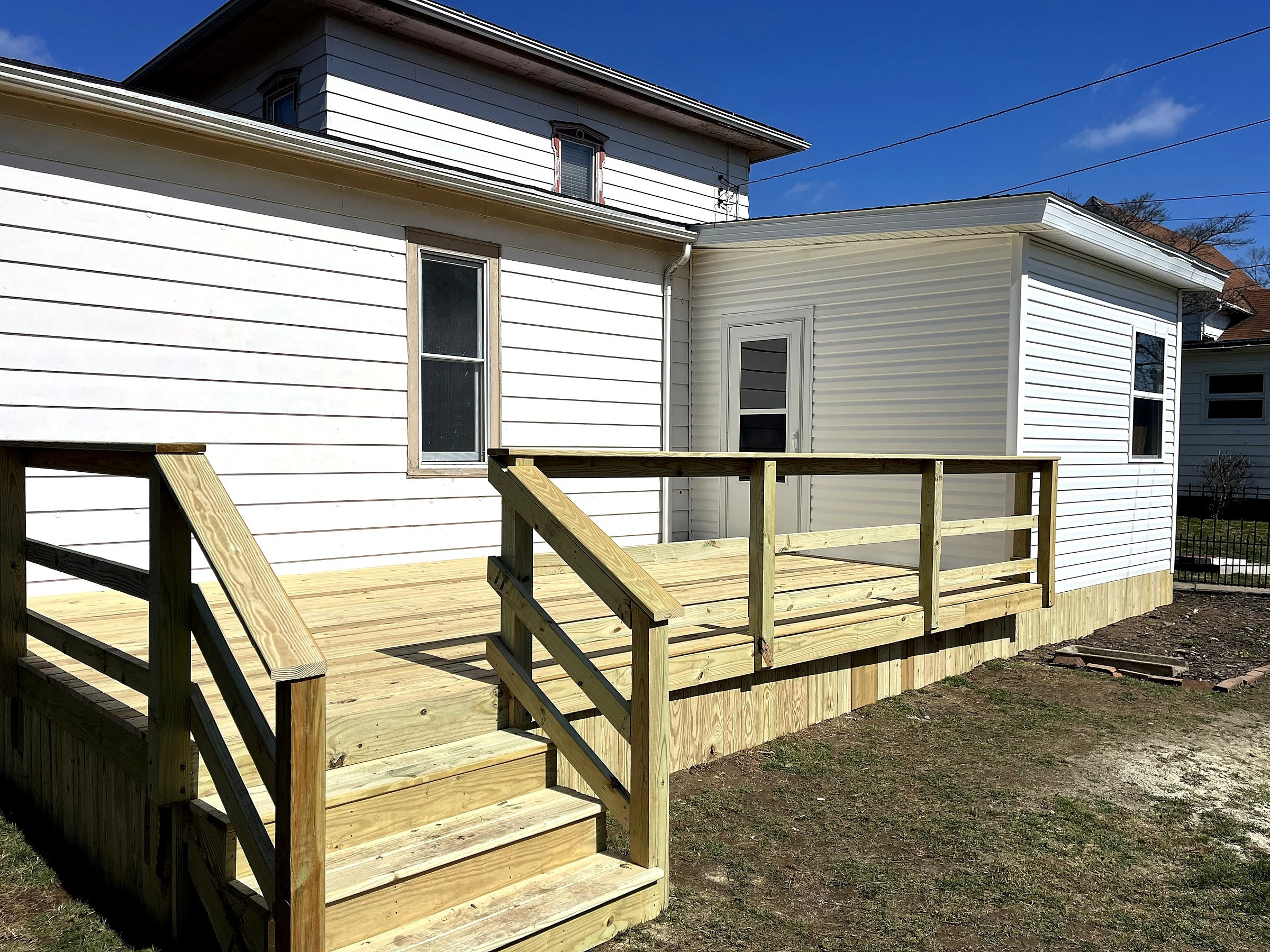 Custom Backyard Entry Deck, completed project photo 1