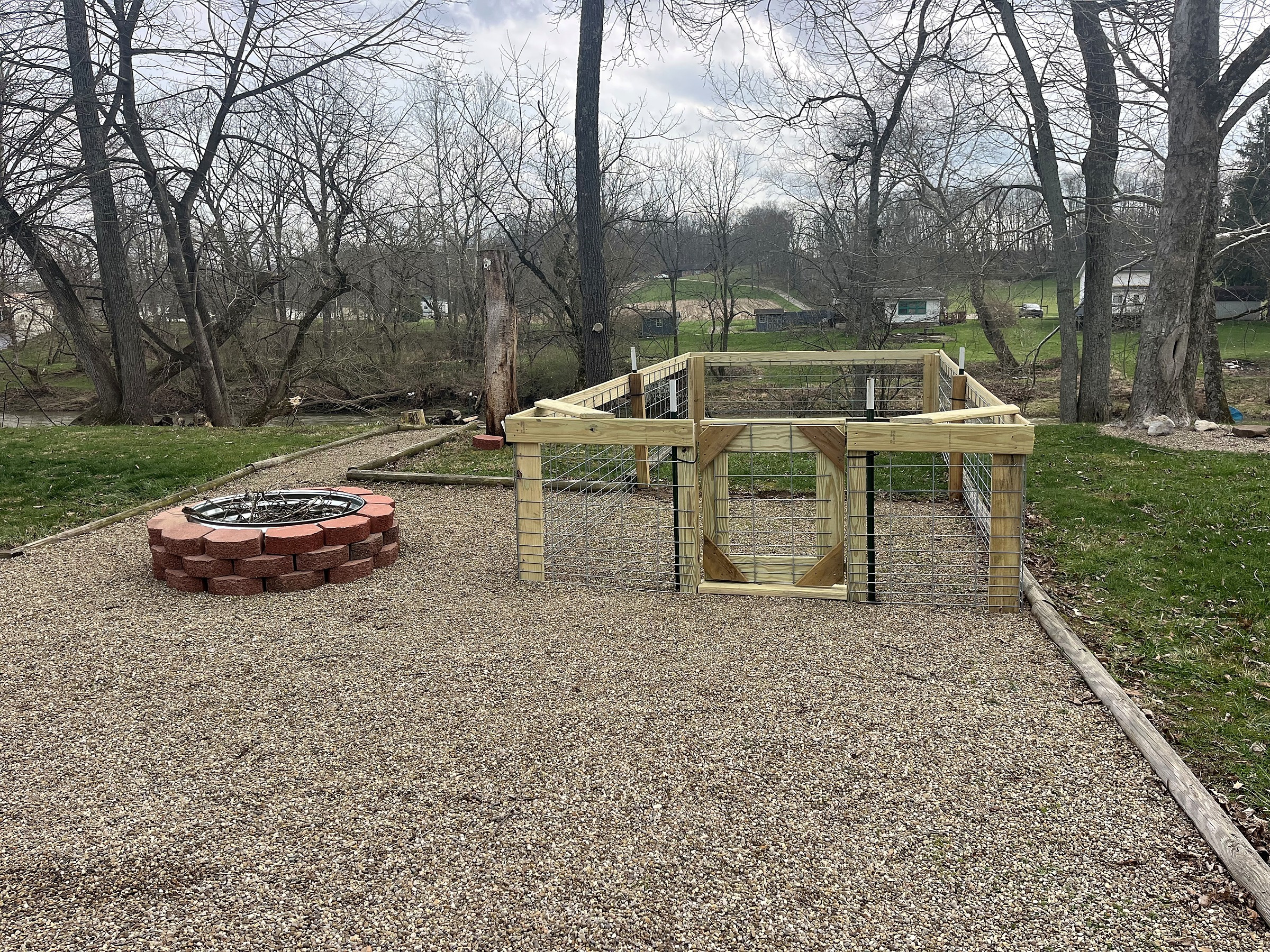 Custom Campsite Pet Enclosure, completed project photo 1