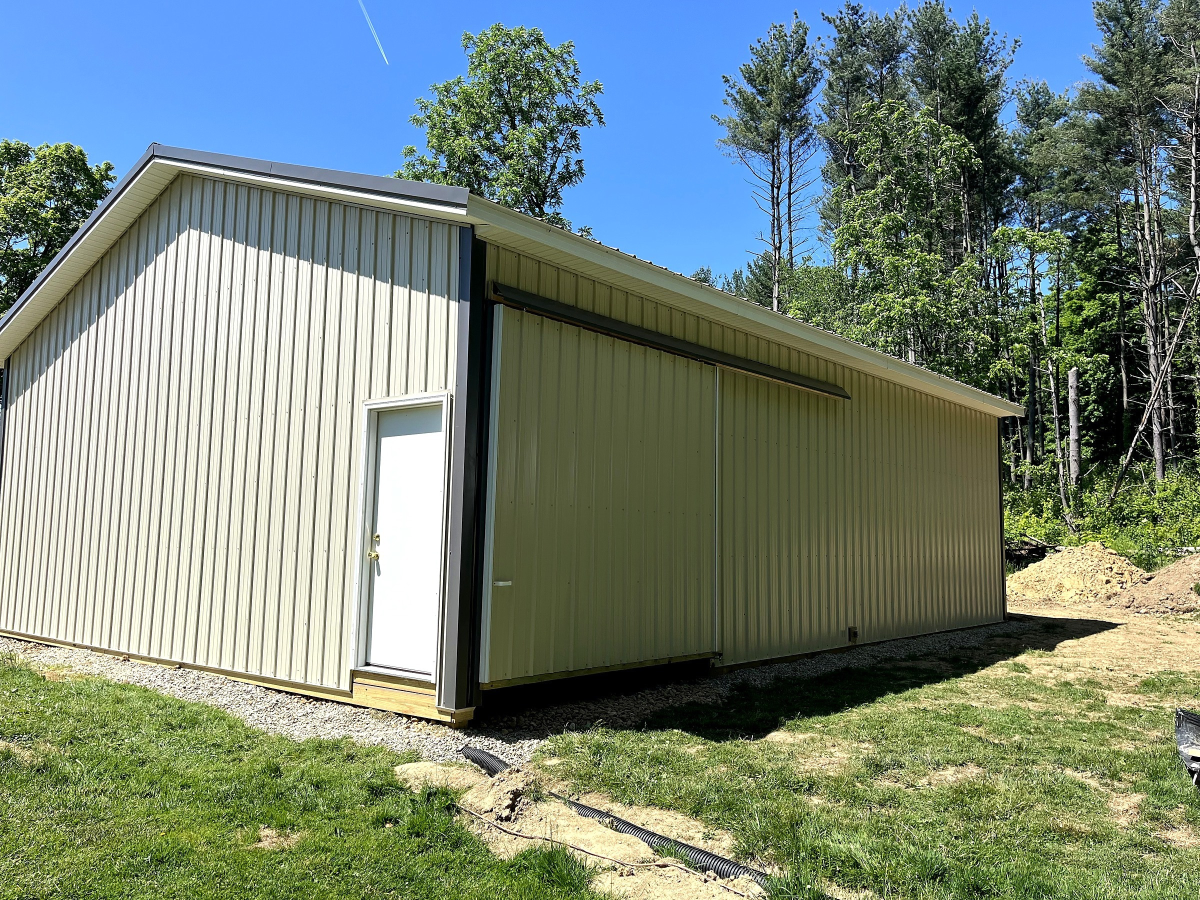 Custom Metal Barn, completed project photo 1